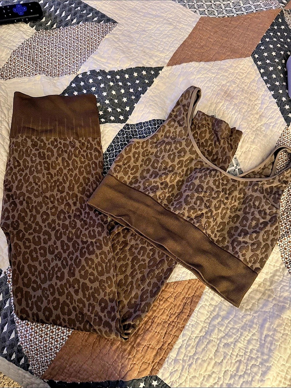 Nikibiki Leopard Print athletic set in Brown